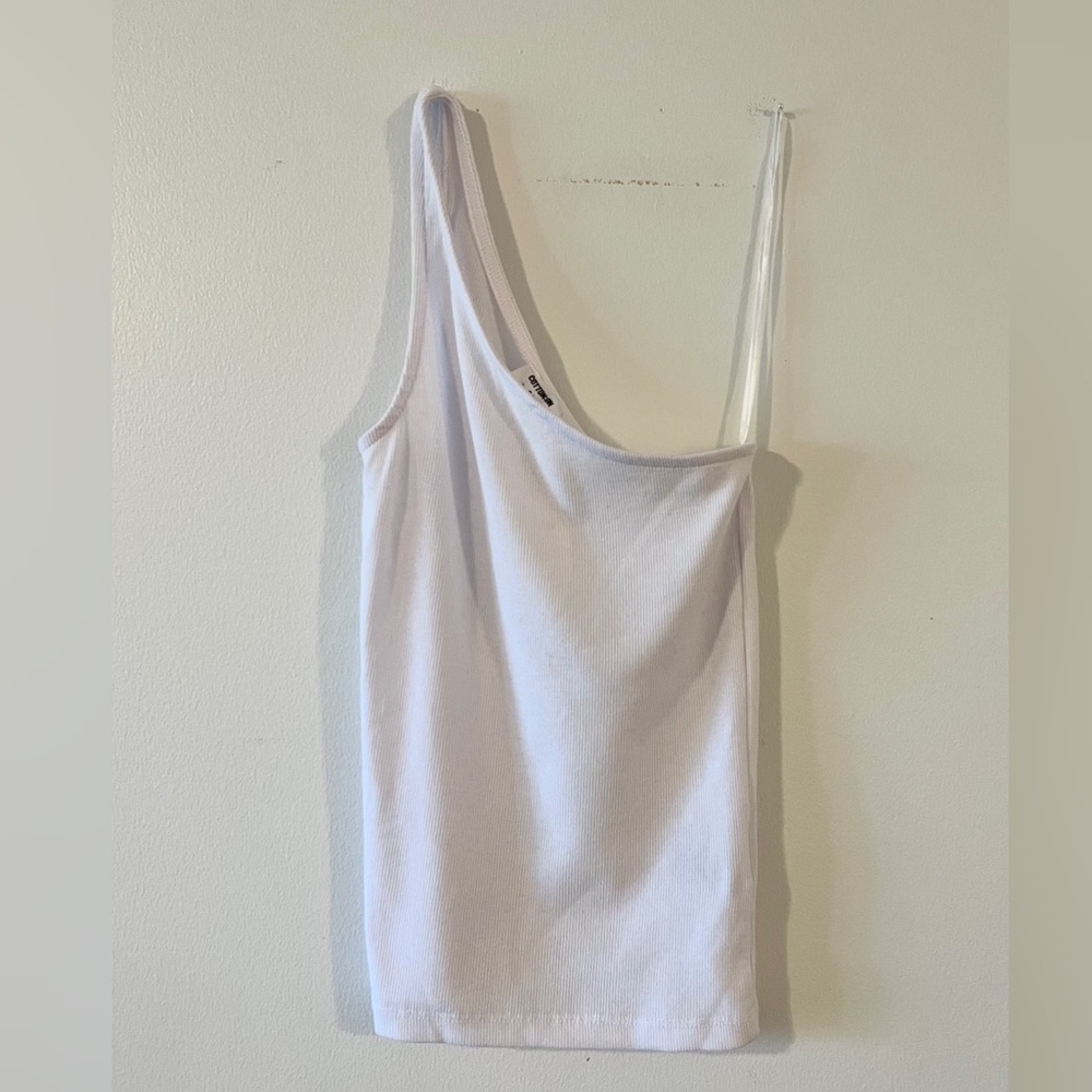 NWT Cotton On Zinny One Shoulder Top